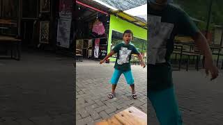 Download lagu jangan banyak gaya mp3