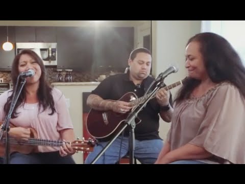 Kulike - Kuu Hoa (HiSessions.com Acoustic Live!)