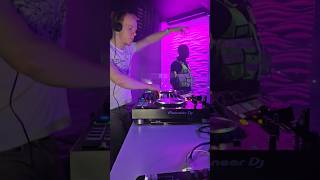 Download lagu They Weren't Expecting That... mp3