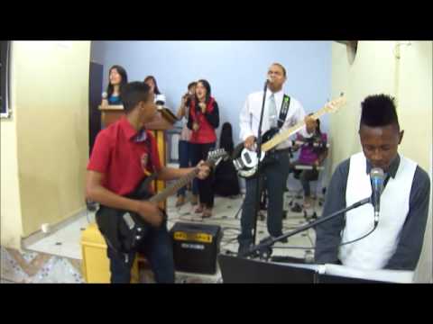 Quadrangular Vera Cruz....BH.....M.G...05 Agosto 2012 Domingo Adoração Louvor.