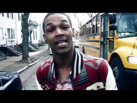 DRE DILLINGER-"PLOTTIN"-video produced by @tigga518