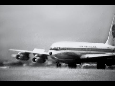 Pan American Boeing 707-321B - "Arrival Saigon" - 1969