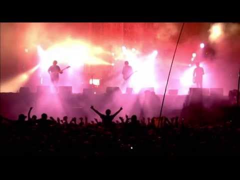 Arctic Monkeys - T In The Park - 2011 Full Concert