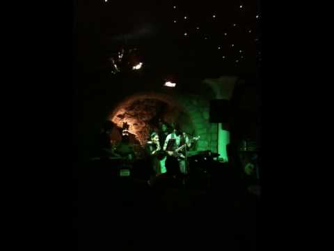 Highway to Hell (cover) by Rockin' Rovers