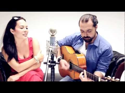 Demet Sağıroğlu & Kaan Altınova | Aşk Kahveleri (Live)