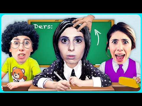 OKULA YENİ GELEN KIZ DİLA KENT