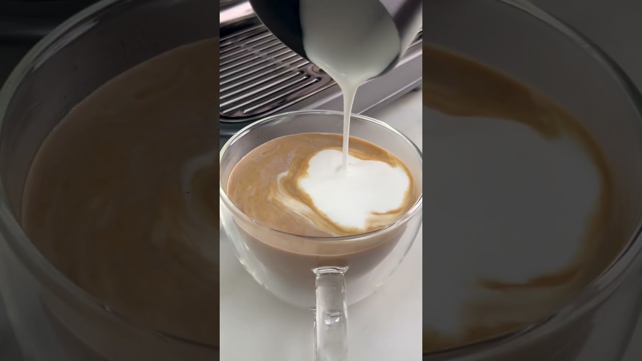 Barista-Style Café Mocha at Home with Breville Noir & Williams Sonoma Chocolate Syrup ☕✨