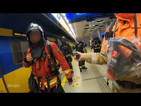 Brand onder een trein op Schiphol - Incidentenbestrijders #48