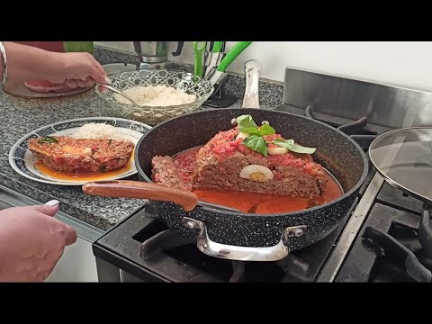 Pulpeta de Carne Molida o Albondigón de Carne Picada. Albóndiga Grande. Pulpetas de Carne.