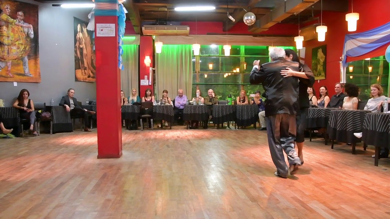 Elina Roldan y El Pibe Sarandi en Porteño y Bailarín - 3