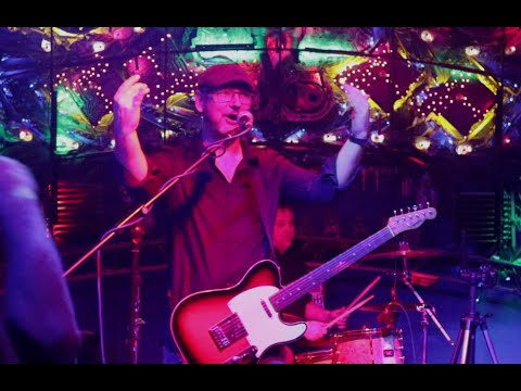 MAD DOG - MAD DOG - Svítím (oficiální video)