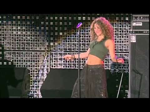 Shakira & Alejandro Sanz  Live "Los 40's" (Juan Carlos Melian on percussion)