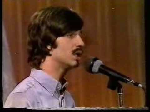 FC 1981: António Branco - "Tanto E Tão Pouco"