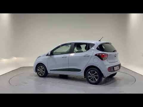 Hyundai i10 DELUXE 4DR - Image 2
