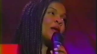 BeBe &amp; CeCe Winans - Love Of My Life/Interview/Stay With Me (1995)