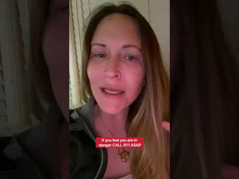 #SafetyCall /Fake call dropped call edition. Play this to pretend you’re talking on the phone.