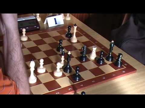 4.1. Željko Banduka - Martin Zvarík 1/2 - 1/2