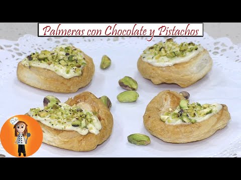 Palmeras de Hojaldre con Chocolate Blanco y Pistachos | Receta de Cocina en Familia