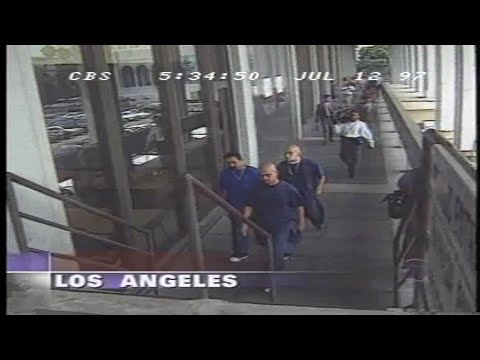 1997 ☆ The 18th street gang can't hang out in groups