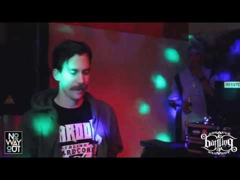 Laugh-N-Stalk vs Knox Steady