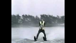 preview picture of video 'Waterskien Kaag 20 juli 1990'