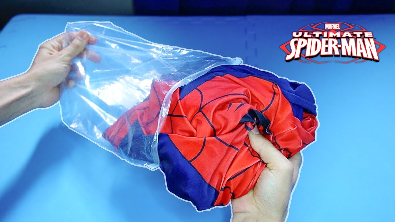 Unboxing Ultimate Spider-Man Series Costume