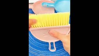 Stolová metlička s lopatkou – modrá