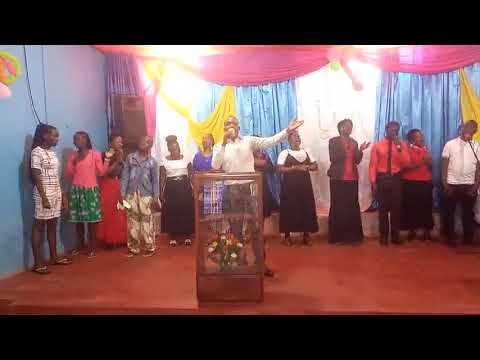 Asigala nga ye Mukama #worship moment 