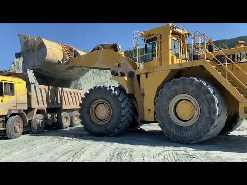 Caterpillar 990F Wheel Loader Loading Trucks With Two Passes