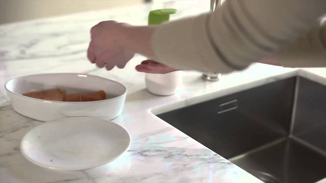 Watch SuperWnetrze.pl - Dozownik do mydła Joseph Joseph C-pump 85053 now SuperWnetrze.pl - Dozownik do mydła Joseph Joseph C-pump 85053