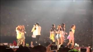 Download lagu EXO D.O & RV Wendy moments 2 - SMTOWN OSAKA Day 1 (150725) mp3