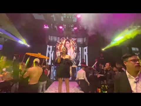 ANH YÊU VỘI THẾ | LALA TRẦN - Live Minishow B&B Club Bắc Ninh