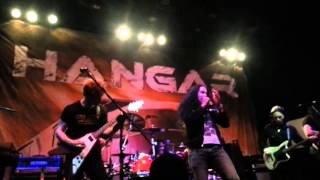 Banda Hangar e João Luiz Voice - Rainbow in the dark