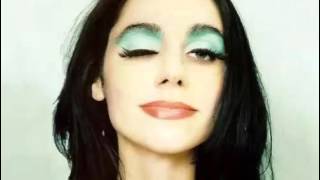 Pj harvey - A line in the sand