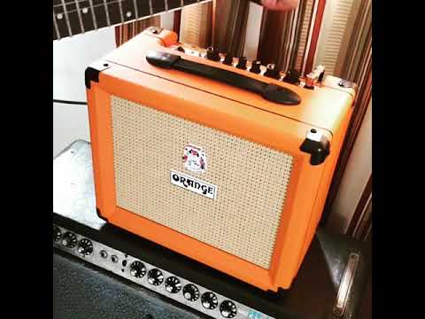Orange Crush 20 Amplifier, full distortion sound test.