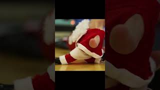 Finger Dancing Santa is BACK!🎅