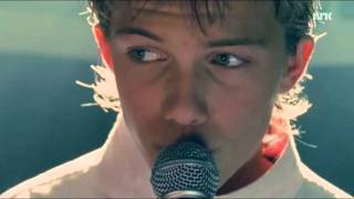 William Hut - Hunting High and Low (Buzz Aldrin, NRK1)