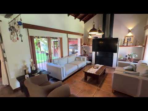Video de YouTube - Casa en Venta de 4 dormitorios con  Piscina en Barra de Carrasco, Canelones