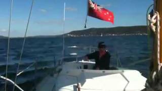 preview picture of video 'Folkboat sailing on Brisbane Waters, part 1'
