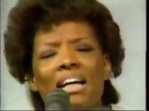 Iona Locke and Vickie Winans  Singing "We Are Not Ashamed Of The Gospel"