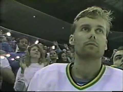 Chicago Blackhawks vs Minnesota North Stars WESTERN CONFERENCE FINALS Game 3 4.8.90