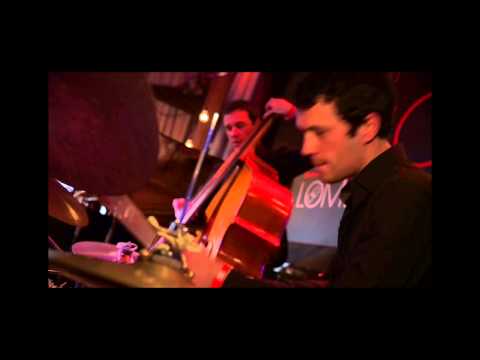 Runaway by  Remi Panossian Trio Live International Jazz Day Duc des Lombards