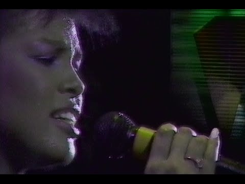 Simple Minds - Alive And Kicking (Live) Rotterdam 1985 (Stereo)