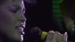 Simple Minds - Alive And Kicking (Live) Rotterdam 1985 (Stereo)