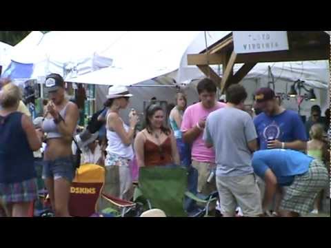 Floydfest 2012- Hula Girls People On Stilts Some Punch and Fish and Bullfrog- 7.28.2012.mpg