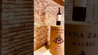 Quem anima? #paredederolga #vinho #vinhotododia Parede de Rolhas