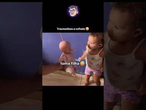 Ela se afastando 😂😂 #comedia #memes #humor #shortsvideo #shortsfeed #shorts