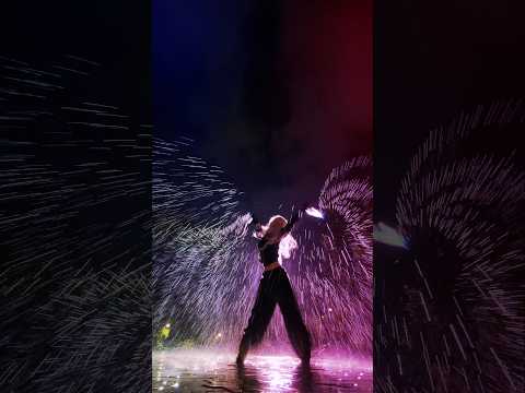 @ArianaGrande 'Hate that I made you love me' water dance challenge #arianagrande #ariana