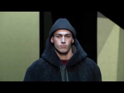 Giorgio Armani Menswear Fall/Winter 2017-2018