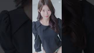 Gái xinh văn phòng mặc bikini 2 mảnh nhỏ xíu như không mặc vậy có đẹp không p239?